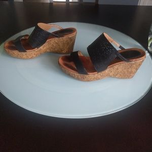 Kravings by Klogs Sundance black platform sandals